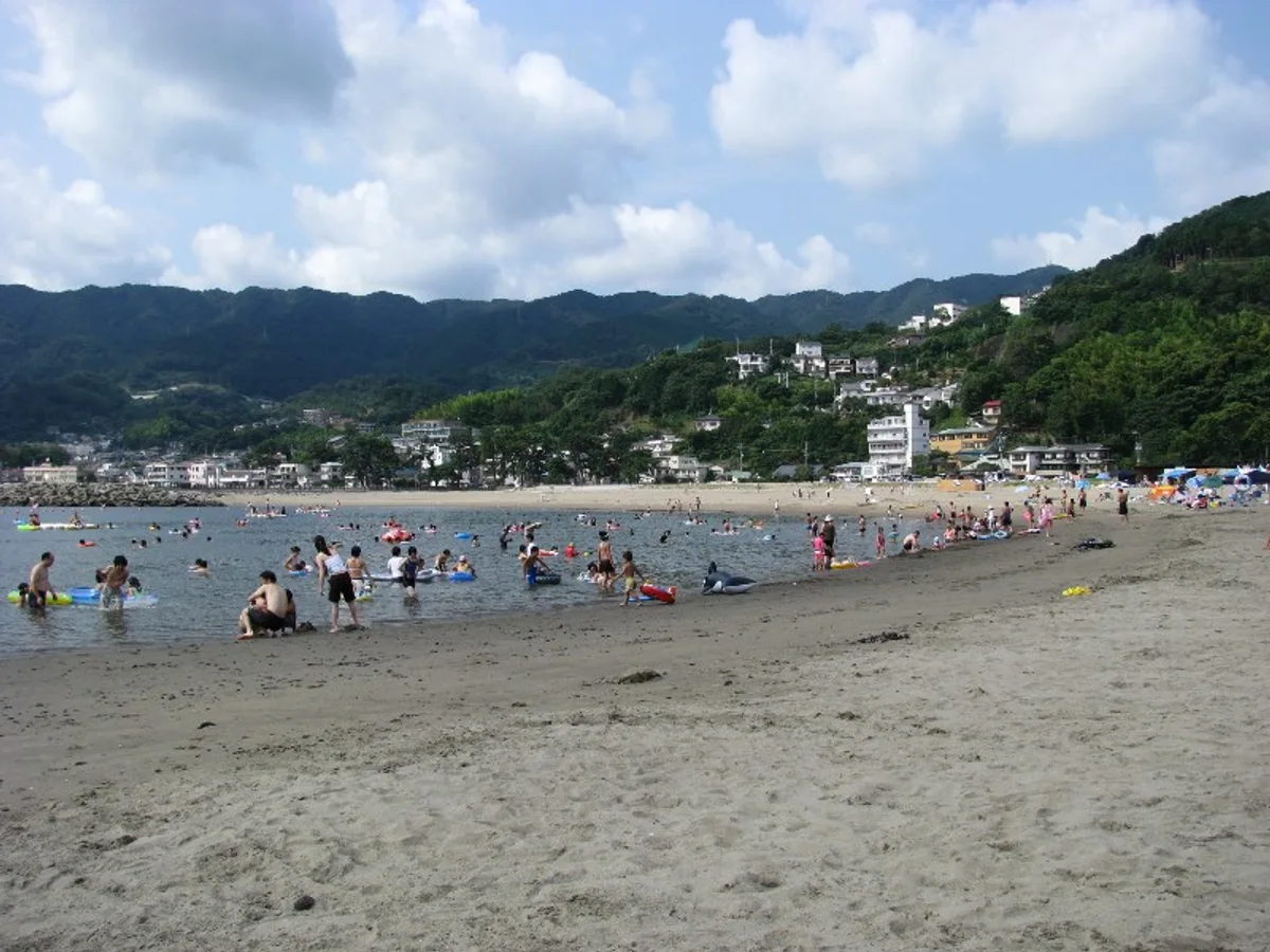 長浜海水浴場の海辺